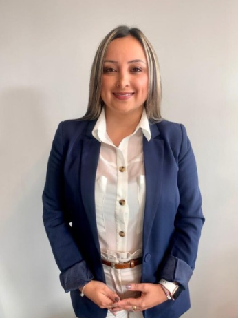 María González
